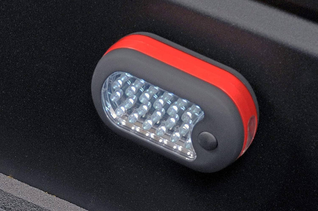 DEE-TBLIGHT2_04.jpg
