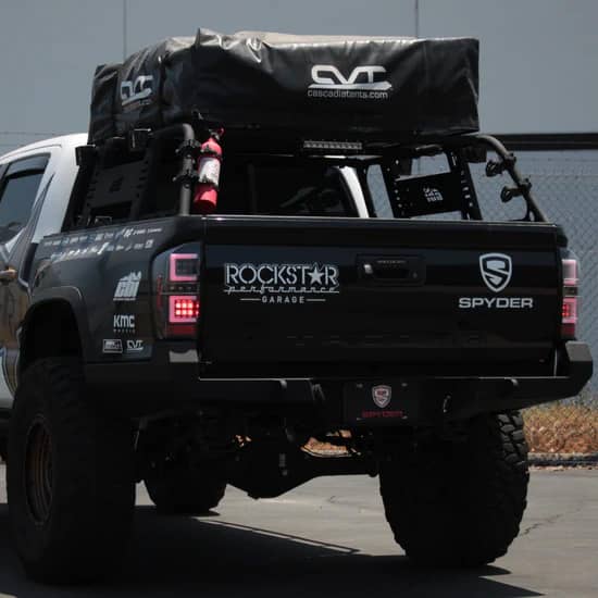 SPY-5085733_03.jpg