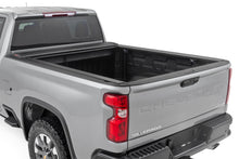 Load image into Gallery viewer, Retractable Bed Cover | 6'9" Bed | Chevy/GMC 2500HD/3500HD (20-24)
