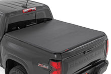Load image into Gallery viewer, Soft Tri-Fold Bed Cover | 5' Bed | Chevy/GMC Canyon/Colorado 2WD/4WD (23-26)
