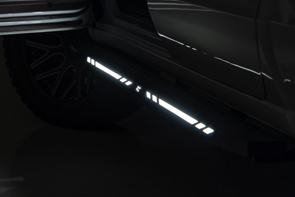 AC2 Running Boards | Amber/White | Crew Cab | Chevy/GMC 1500/2500HD/3500HD (19-26 & Refresh)