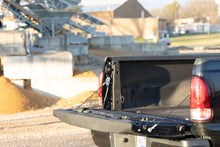 Load image into Gallery viewer, Tailgate Assist | Ford F-250/F-350 Super Duty 2WD/4WD (1999-2016)