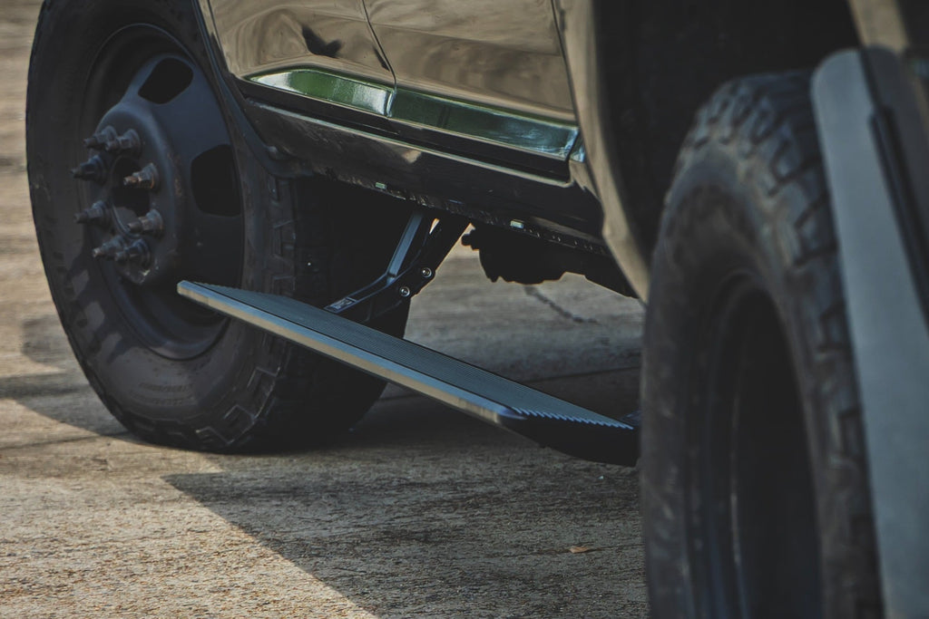 Power Running Boards | HT-Series | Crew Cab | Ram 1500 2WD/4WD (2009-2018 & Classic)